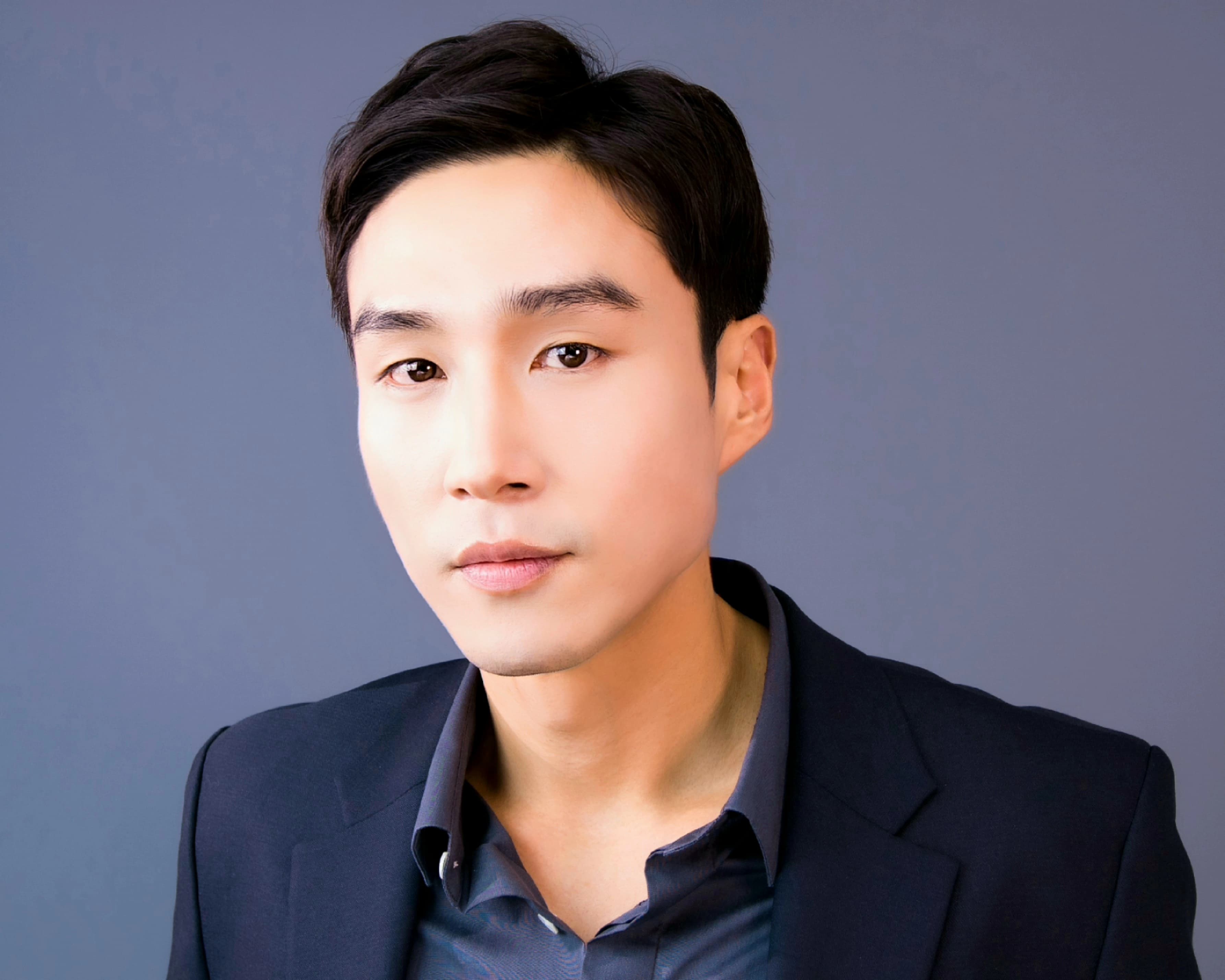 Won Hee Lee
