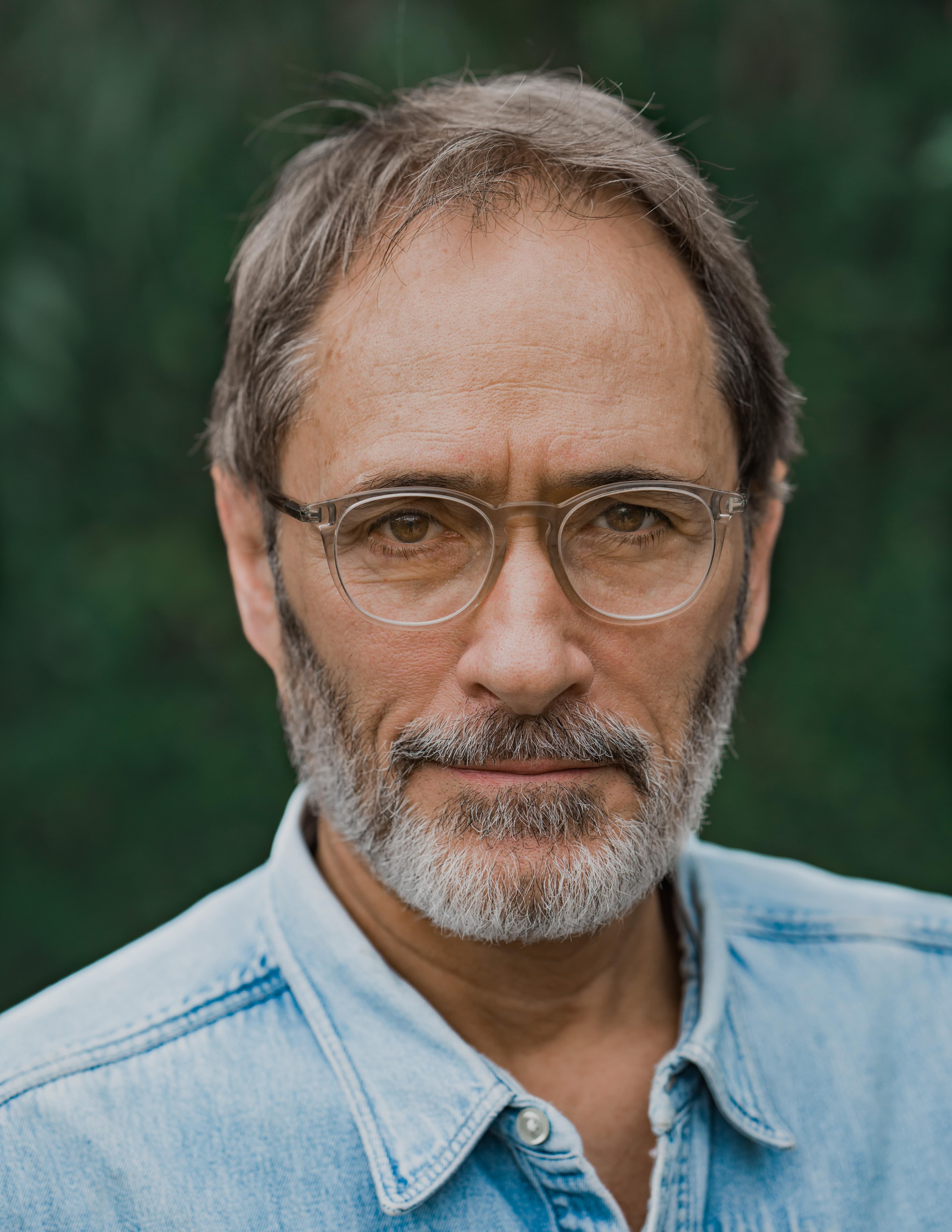 George DelHoyo