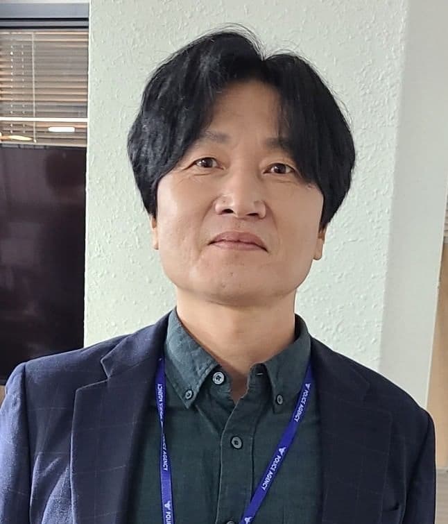 Tae-Hyung Lee